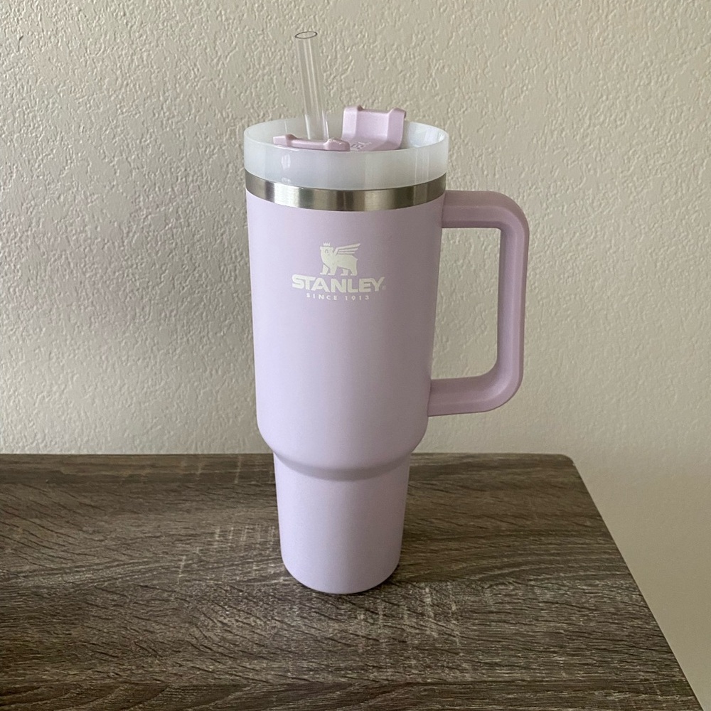 Stanley Lilac 40oz Quencher